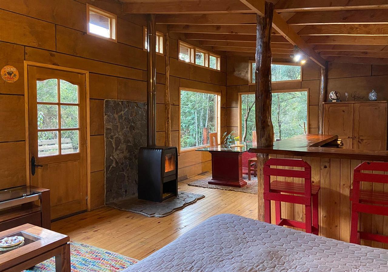 Cabanas Los Cantos Del Chucao Пуерто Варас Екстериор снимка