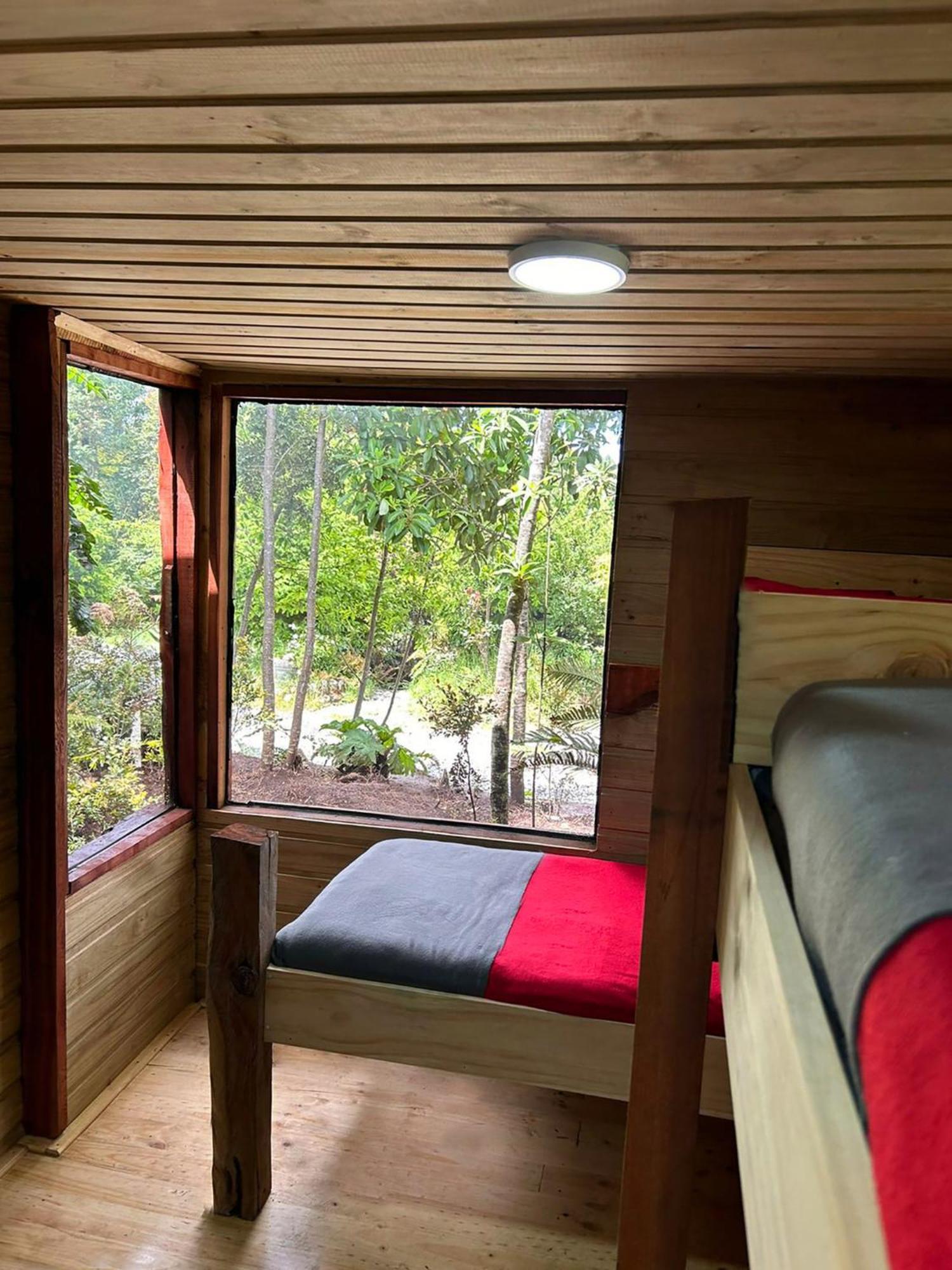 Cabanas Los Cantos Del Chucao Пуерто Варас Екстериор снимка